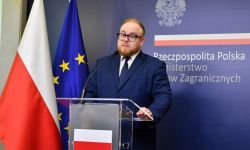 Rzecznik MSZ: Polskę opuści 45 rosyjskich dyplomatów, prowadzili działalność niezgodną z prawem