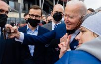 Prezydent USA spotkał się z uchodźcami na Stadionie Narodowym