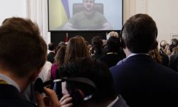 Zełenski w parlamencie Danii: brutalność Rosji osiągnęła wyższy poziom niż podczas II wojny światowej