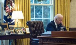 Biały Dom: Biden poinformował Zełenskiego o zamiarze przekazania 500 mln dolarów pomocy dla Ukrainy