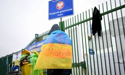 SG: od 24 lutego z Ukrainy do Polski wjechało 2,5 mln osób