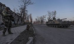 Doradca prezydenta Ukrainy: rozpoczął się pierwszy etap rosyjskiej ofensywy w Donbasie