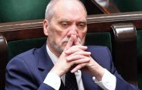 Macierewicz: przyczyną techniczną katastrofy pod Smoleńskiem były przynajmniej dwie eksplozje