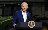 Biden: Zatwierdziłem nowy pakiet pomocy wojskowej dla Ukrainy wart 800 mln dol., obejmuje m.in. artylerię i śmigłowce