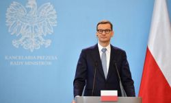 Morawiecki: gdyby doszło do misji humanitarnych, jakie proponowaliśmy, może udałoby się uniknąć straszliwych mordów