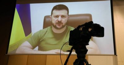 Zełenski: Sytuacja w Mariupolu jest nadal bardzo ciężka