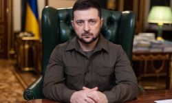 Zełenski: Najeźdźcy rozpoczęli bitwę o Donbas, do której od dawna się przygotowywali