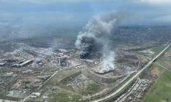 Pułk Azow: Mariupol to setki martwych ciał na ulicach