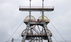 Śląskie: trwa akcja ratownicza po wstrząsie w kopalni Zofiówka, 10 górników poszukiwanych