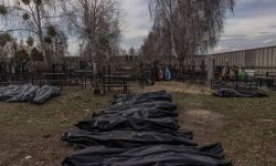 Mer Buczy: w mieście znaleziono dotąd 412 ciał ofiar rosyjskiej agresji