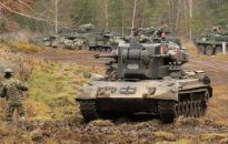 Niemcy: ciężka broń, działa przeciwlotnicze i czołgi trafią na Ukrainę