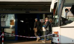 Zofiówka - ratownicy prowadzący poszukiwania mają problem z identyfikacją odnalezionych górników