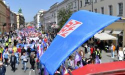 Lewica i OPZZ przeszli przez stolicę w pochodzie pod hasłem 