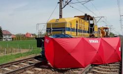 Kobieta zginęła na przejeździe kolejowym w Łańcucie