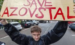 Doradca mera Mariupola: rosyjskie wojska rozpoczęły naziemny szturm na Azowstal