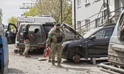 Ukraina: główne działania Rosjan w Donbasie; pod Charkowem są w defensywie