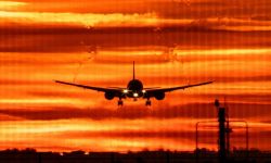 Ruch lotniczy wróci do poziomu sprzed pandemii Covid-19 najwcześniej w 2024 r.