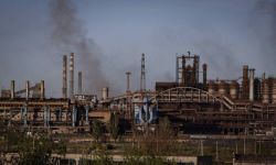 Rosjanie informują o przejęciu pełnej kontroli nad kombinatem Azowstal w Mariupolu