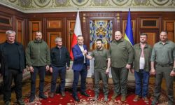 Zełenski: Polacy powitali uchodźców zgodnie z zasadą - "Gość w dom, Bóg w dom"