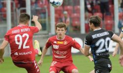 1. liga piłkarska - Widzew Łódź wraca do ekstraklasy