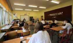 Egzaminem z języka polskiego rozpoczął się trzydniowy egzamin ósmoklasisty