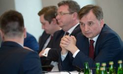 Opozycja: Ziobro jest najgorszym szefem MS; Ziobro: kłamstwa i inwektywy to wyraz bezradności opozycji