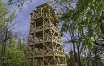 Okolice Dukli. Wieża widokowa na Cergowej