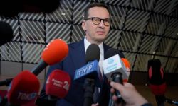 Premier Morawiecki w Sky News: chcielibyśmy, by Putin został odsunięty od władzy