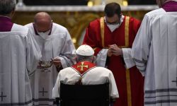 Watykan: z udziałem papieża odbyła się msza pogrzebowa kardynała Sodano