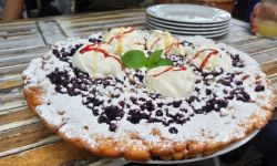 Smaki Podkarpacia. Bieszczadzki naleśnik gigant z jagodami