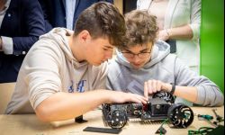Młodzież będzie budować roboty. RoboLAB w Rzeszowie