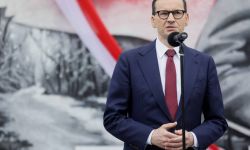 Premier: w Polsce jest 40 mln Polaków gotowych stanąć z bronią w ręku, żeby bronić ojczyzny