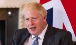 Ukraina: brytyjski premier Johnson zaoferował w Kijowie program szkolenia wojsk