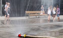 IMGW ostrzega przed upałami do 34 st. C. wzdłuż zachodniej granicy i w stronę centrum kraju