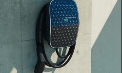 Nowy Mercedes-Benz Wallbox 2.0 - jeszcze wygodniejsze ładowanie w domu