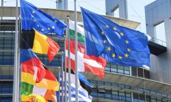 Parlament Europejski poparł nadanie Ukrainie i Mołdawii statusu kandydata do UE