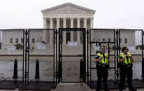 Sąd Najwyższy USA zniósł restrykcje na noszenie broni w miejscach publicznych