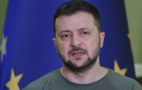 Prezydent Zełenski: przyjmuję z satysfakcją decyzję o przyznaniu Ukrainie statusu państwa kandydującego do UE