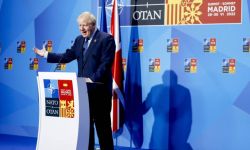 Premier W. Brytanii: zwiększymy wydatki na obronę do 2,5 proc. PKB