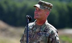 Zmiana na stanowisku głównodowodzącego sił zbrojnych NATO w Europie