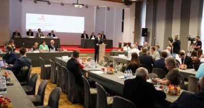 Nadzwyczajne Walne Zgromadzenie PKN Orlen poparło połączenie z Grupą Lotos