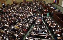 Sejm przyjął sprawozdanie z wykonania budżetu państwa za 2021 r. i udzielił rządowi absolutorium