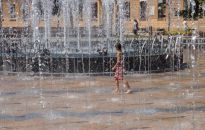 Nadchodzą upały do 36 st. C; potrwają do weekendu i obejmą prawie cały kraj