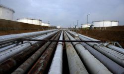 Bloomberg: Rosja wstrzymała przepływ ropy rurociągiem "Przyjaźń" do Węgier, Słowacji i Czech