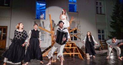 Zachwyca na długo. "Śmierć na gruszy" Teatru Przedmieście