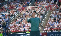 Turniej ATP w Montrealu: Hurkacz wygrał z Ruudem i jest w finale