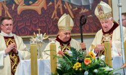 Nuncjusz apostolski w Polsce: pokój nikomu nie jest dany raz na zawsze