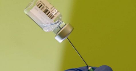 Od środy personel medyczny może szczepić się przeciw COVID-19 czwartą dawką