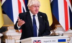Premier Johnson w Kijowie: Ukraina może wygrać i wygra wojnę