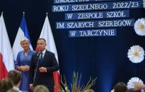 Prezydent: fakt, że tuż za granicą Polski toczy się wojna, pozwala, jak nigdy, docenić rolę szkoły